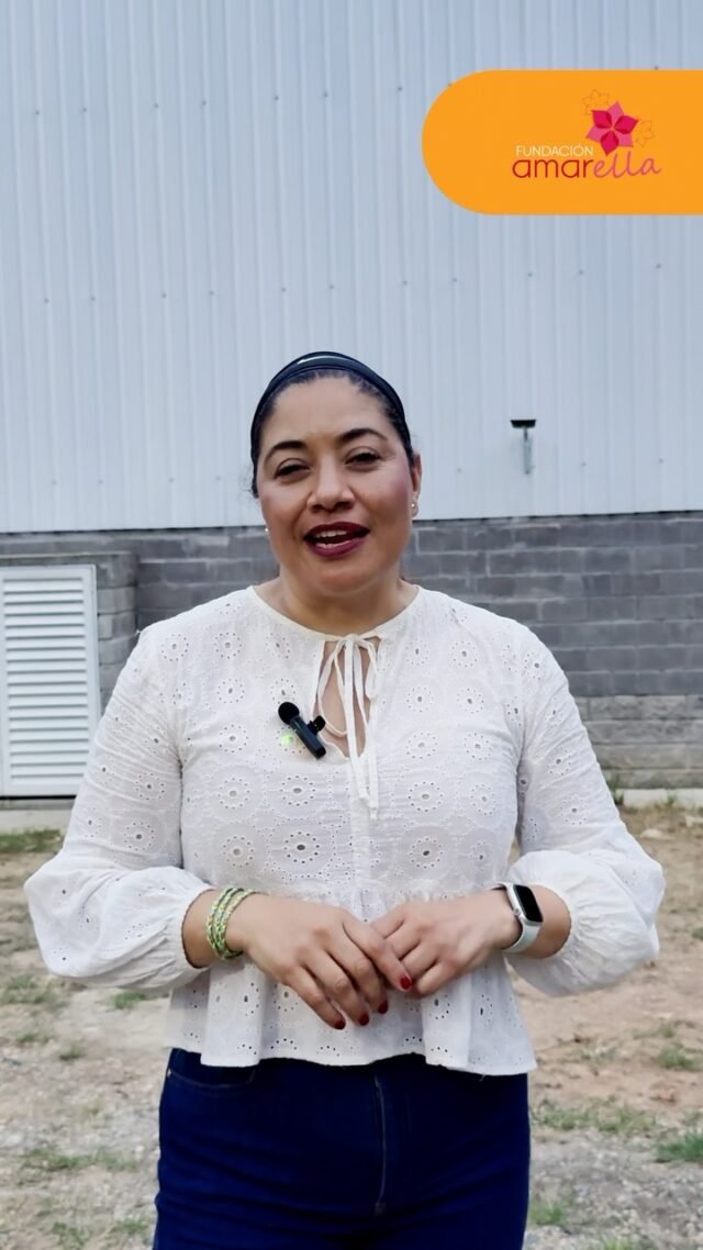 ¡Seguimos transformando sueños en realidades para el campo! 🌱✨
Nos llena de orgullo compartir una gran noticia con nuestra comunidad: nuestra Directora Ejecutiva, Astrid Liliana Jiménez Molina, se encuentra liderando la consultoría para el fortalecimiento socioempresarial del Centro de Innovación Agroindustrial de Nilo (CIAN).
Aunque es una contratación independiente de la labor de la Fundación, este logro refleja plenamente el propósito y la dedicación que nos mueven en Amarella.
Esta oportunidad le permite reencontrarse y seguir caminando junto a comunidades con las que ya ha compartido valiosos proyectos y visiones. Hoy, esos sueños sembrados en equipo continúan convirtiéndose en realidades concretas que impulsan el desarrollo asociativo y agroindustrial de la región.
¡Nuestro agradecimiento especial a la Agencia de Desarrollo Rural, a las organizaciones locales y a las familias agricultoras por confiar en su liderazgo y experiencia para seguir impulsando la innovación en el campo! 💛🌾